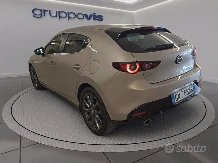 Mazda 3 2023 photo 3