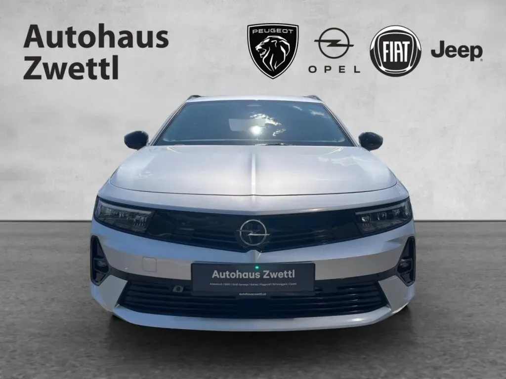 Opel Astra 2025 photo 2