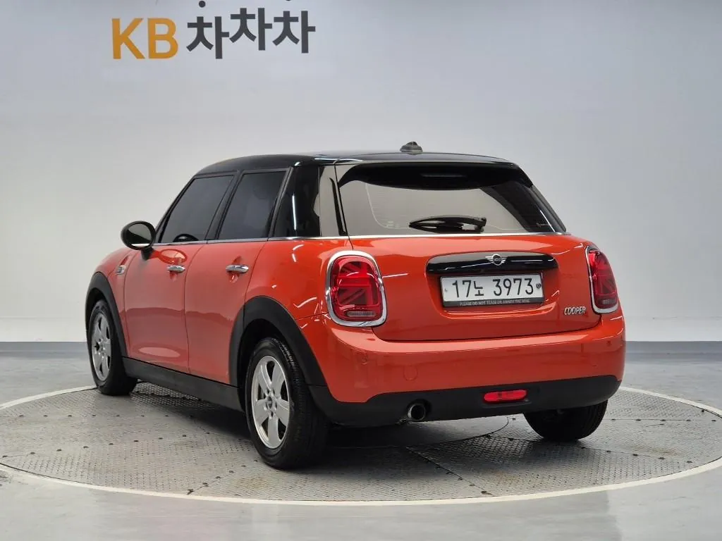 Mini Cooper 2019 photo 2