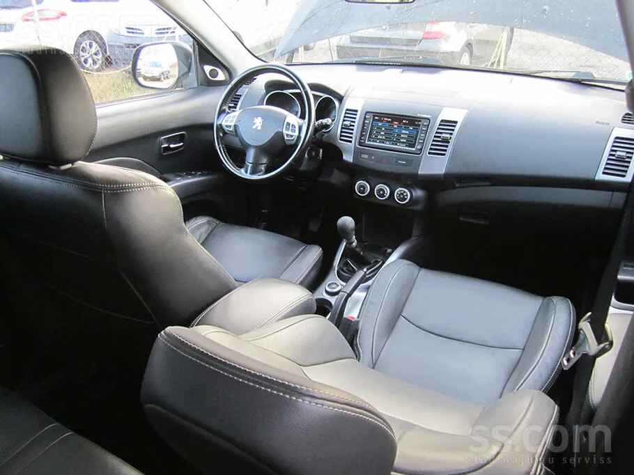 Peugeot 4007 2009 photo 3