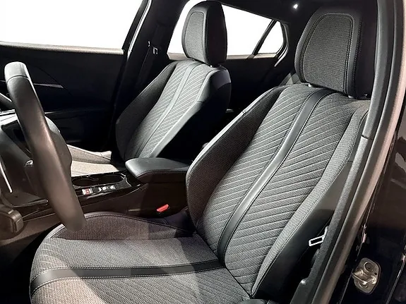 Peugeot 2008 2025 photo 5
