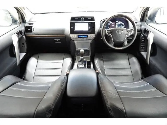Toyota Land Cruiser Prado 2019 photo 3