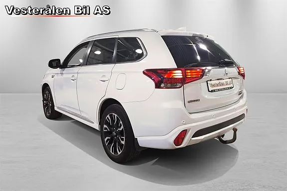 Mitsubishi Outlander 2018 photo 4