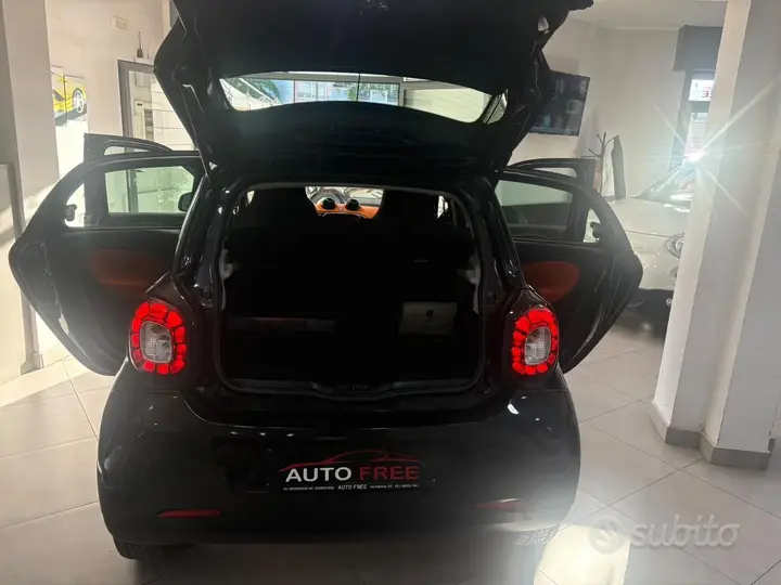 Smart Forfour 2015 photo 3