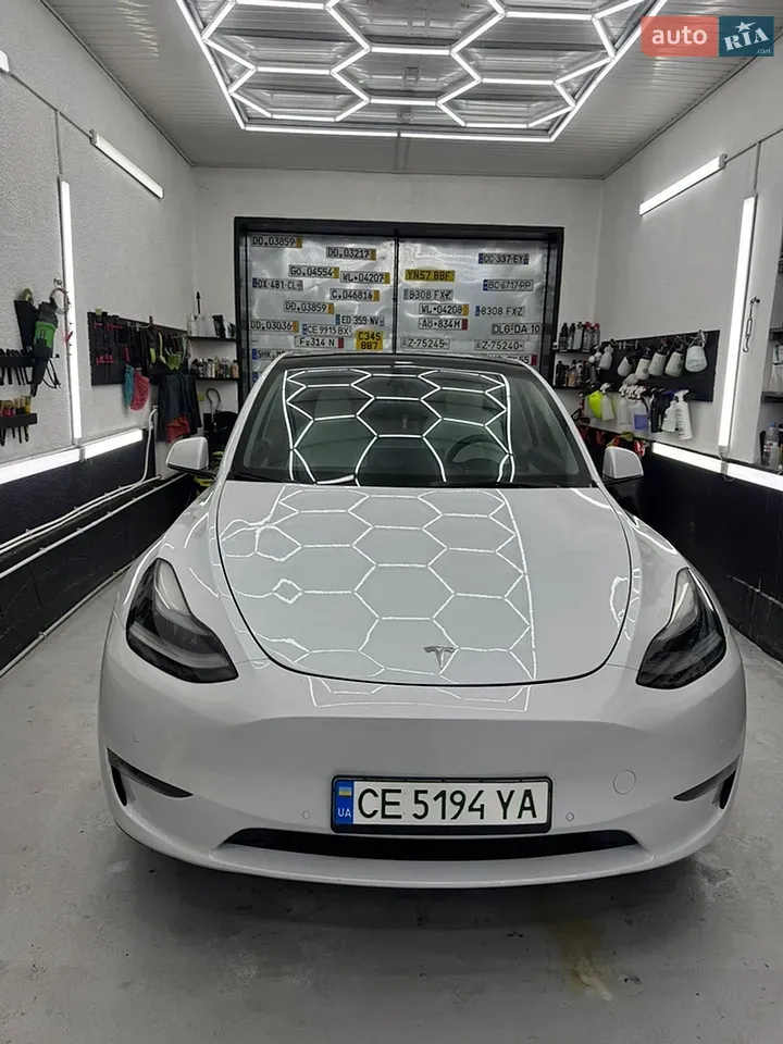 Tesla Model Y 2022 photo 3