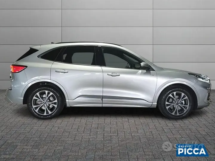 Ford Kuga 2023 photo 3