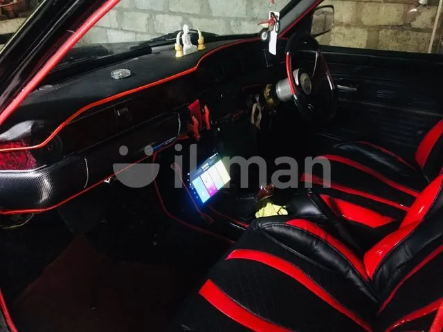 Nissan Sunny 1976 photo 4