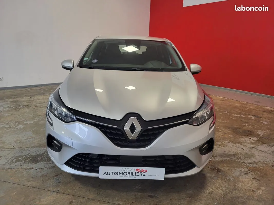 Renault Clio 2020 photo 2