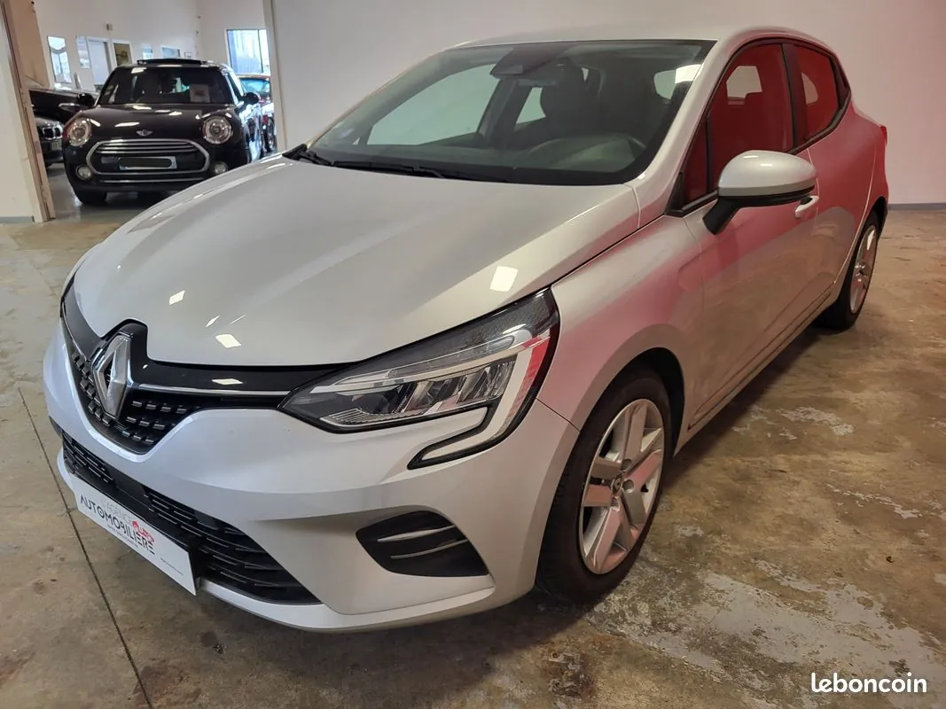 Renault Clio 2020 photo 3