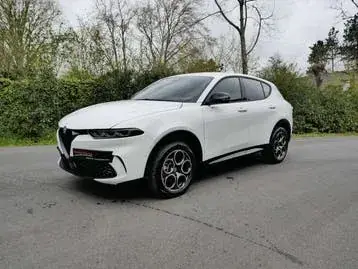Alfa Romeo Tonale 2025 photo 2