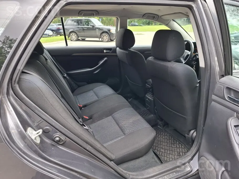 Toyota Avensis 2008 photo 5