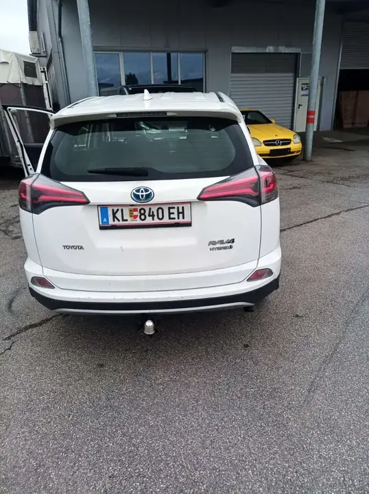 Toyota Rav4 2016 photo 2