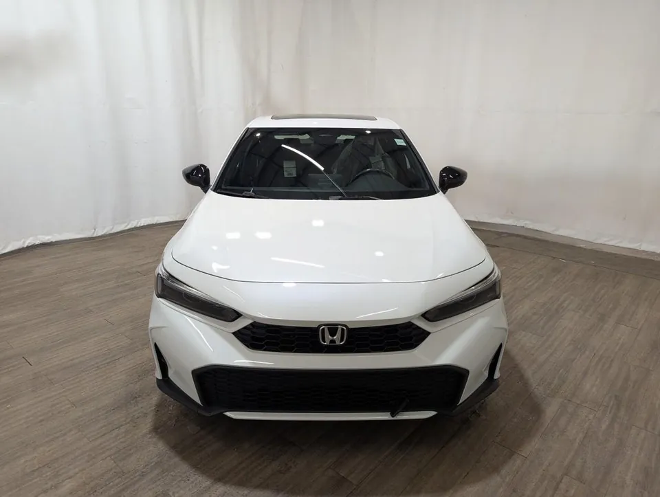 Honda Civic 2026 photo 2