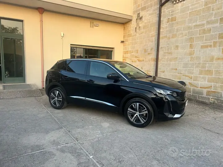 Peugeot 3008 2022 photo 4