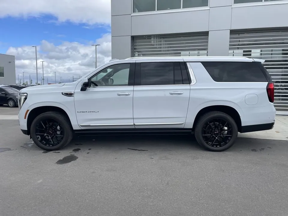 GMC Yukon Xl 2026 photo 5