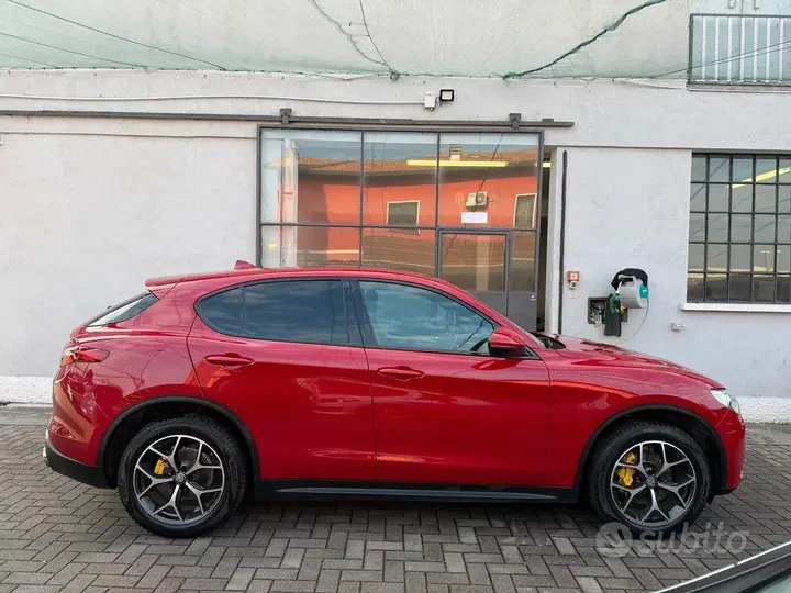 Alfa Romeo Stelvio 2018 photo 4