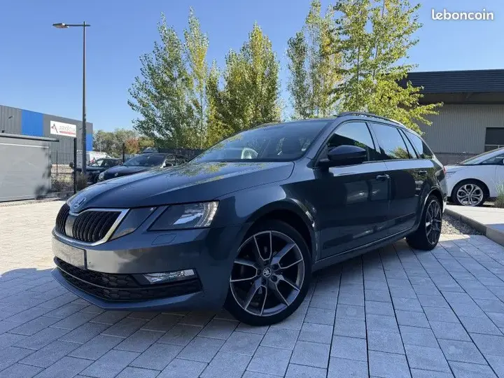Skoda Octavia 2020 photo 3