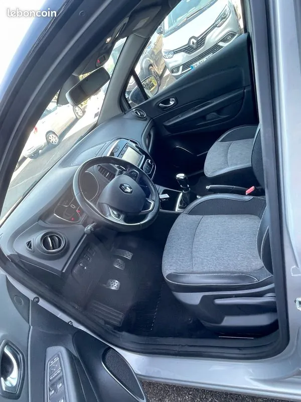 Renault Captur 2017 photo 5