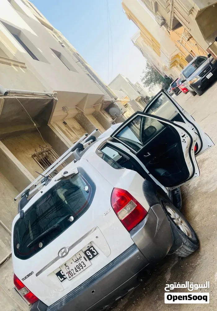 Hyundai Tucson 2006 photo 4