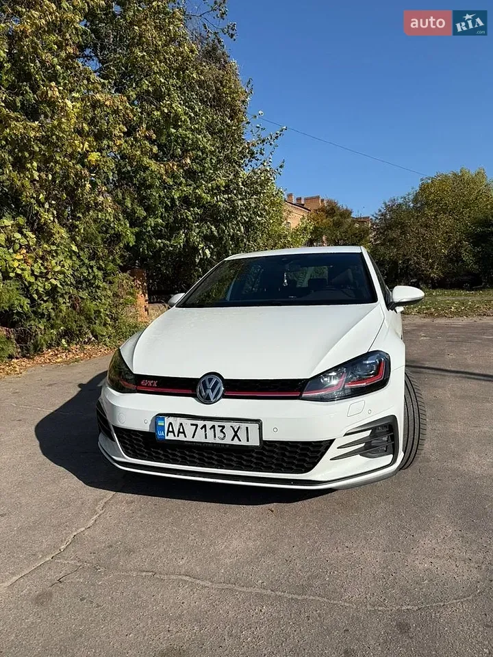 Volkswagen Golf Gti 2020 photo 2
