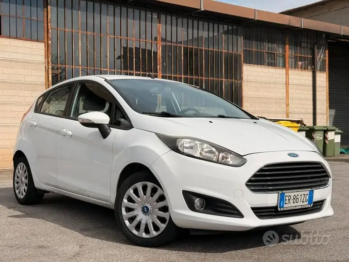 Ford Fiesta 2013 photo 3