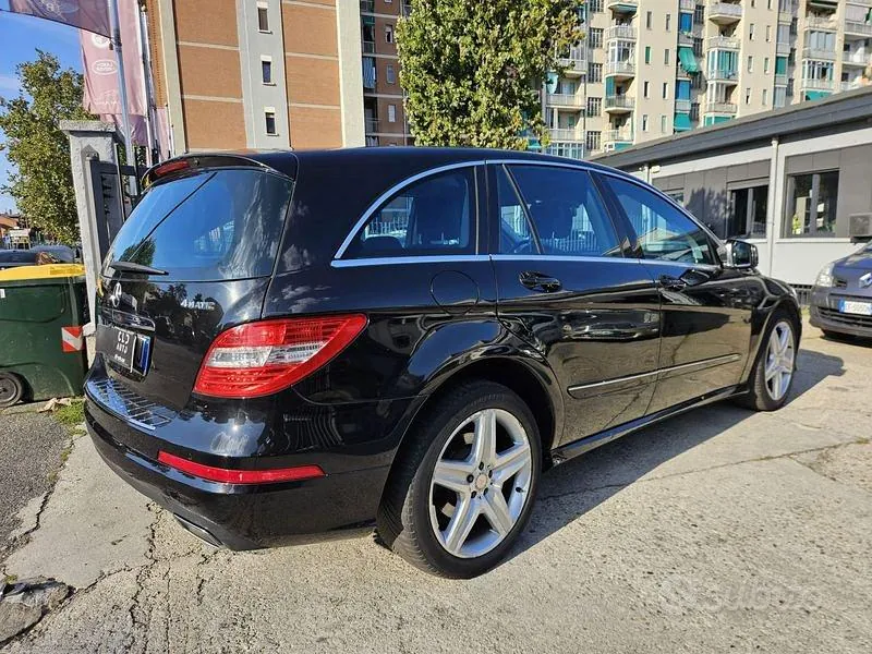 Mercedes-Benz R-Class 2012 photo 4