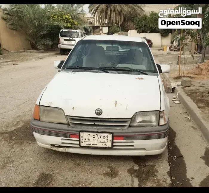 Opel Kadett 1990 photo 2
