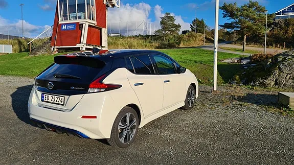 Nissan Leaf 2021 photo 4
