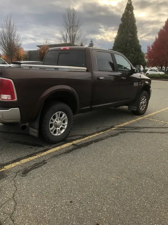 Ram 3500 Laramie 2013 photo 4