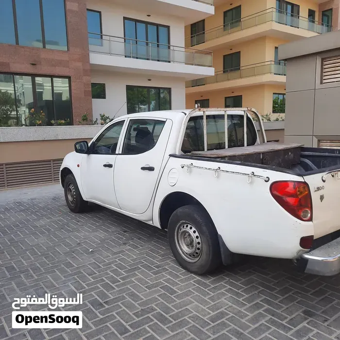 Mitsubishi L200 2008 photo 3