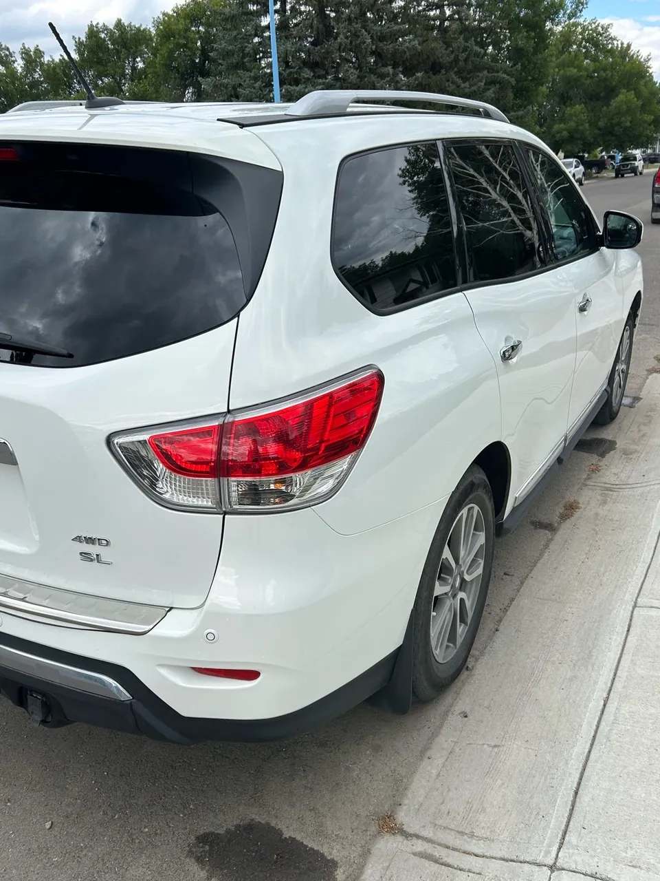 Nissan Pathfinder 2014 photo 4