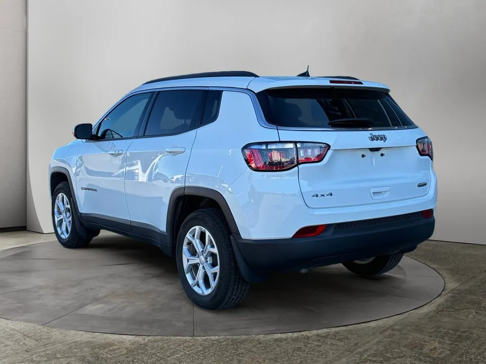 Jeep Compass 2024 photo 3