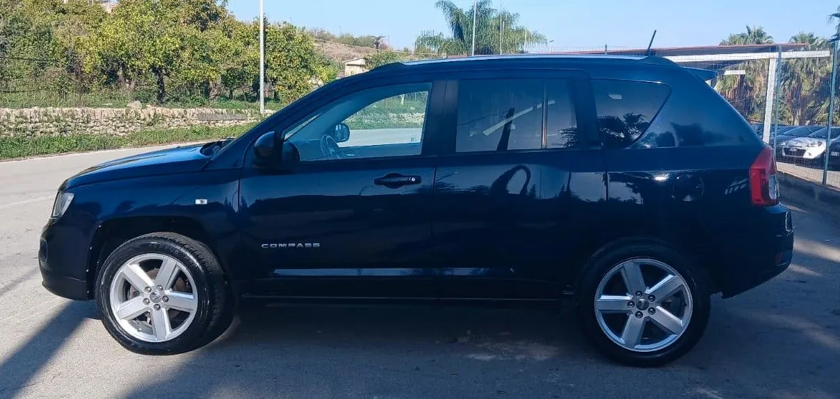 Jeep Compass 2013 photo 2