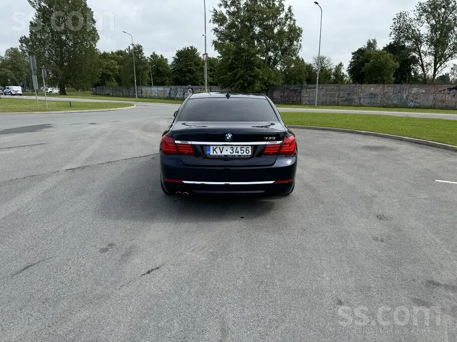 BMW 730 2014 photo 3