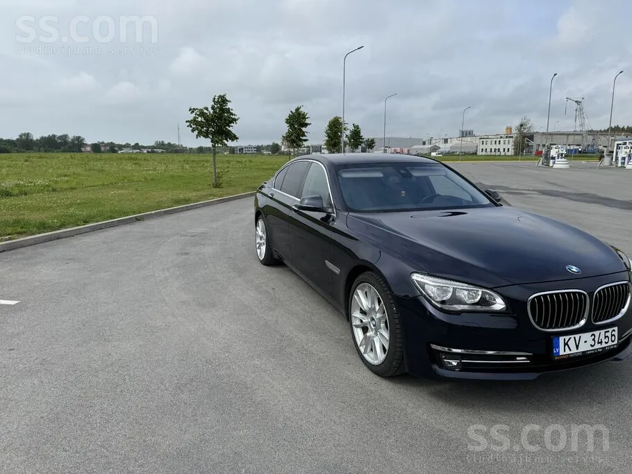 BMW 730 2014 photo 5