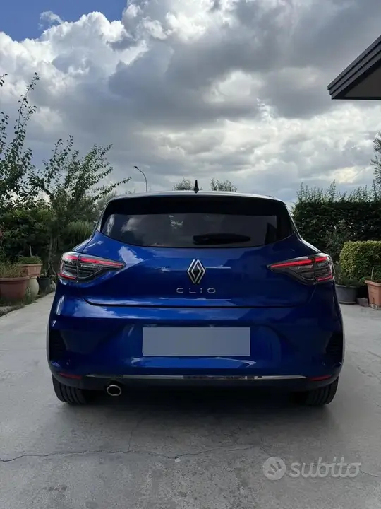 Renault Clio 2023 photo 4