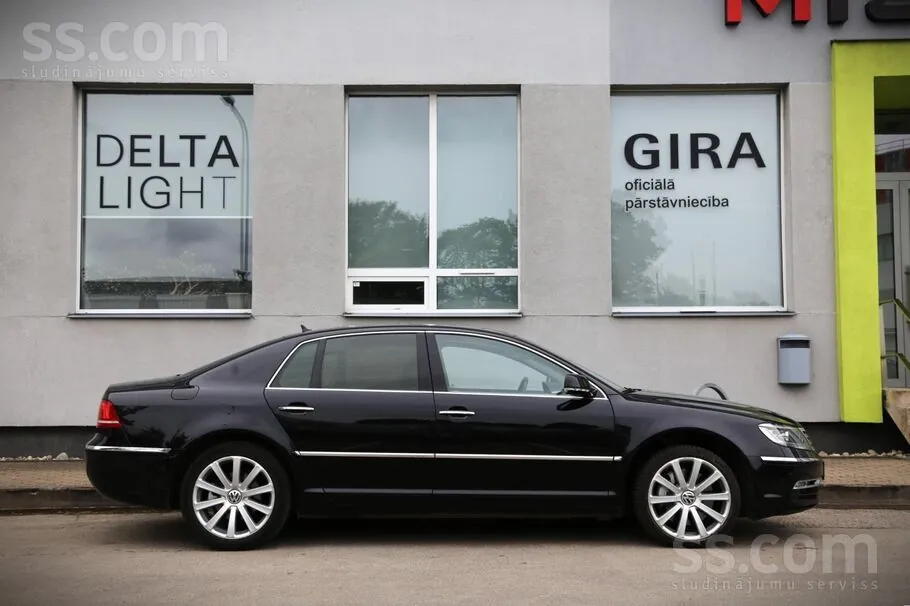 Volkswagen Phaeton 2013 photo 3