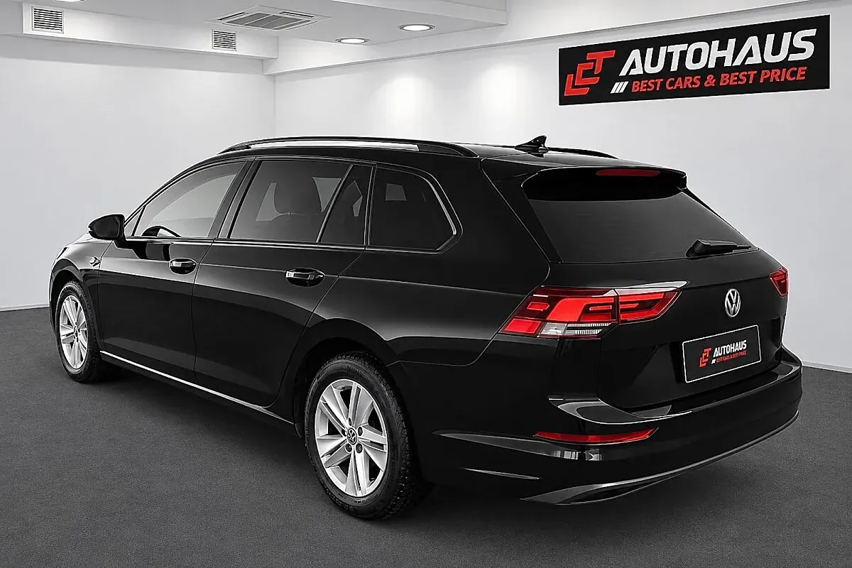 Volkswagen Golf 2023 photo 3