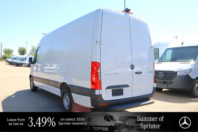Mercedes-Benz Sprinter 2026 photo 5
