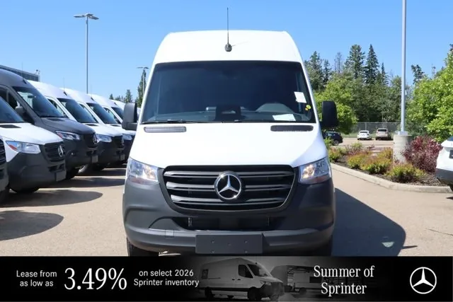 Mercedes-Benz Sprinter 2026 photo 3