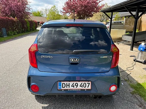 Kia Picanto 2016 photo 2
