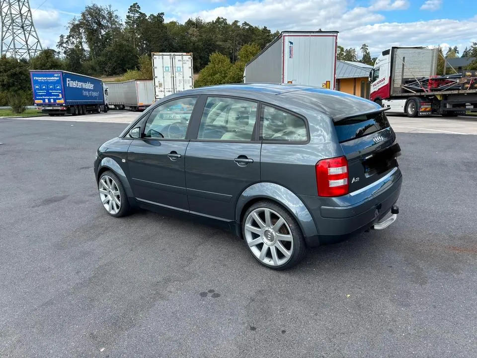 Audi A2