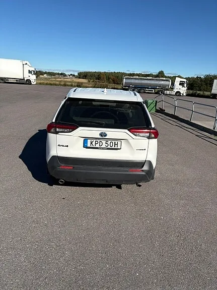 Toyota Rav4 2021 photo 3