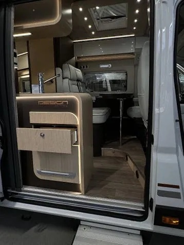 Mercedes-Benz Autostar