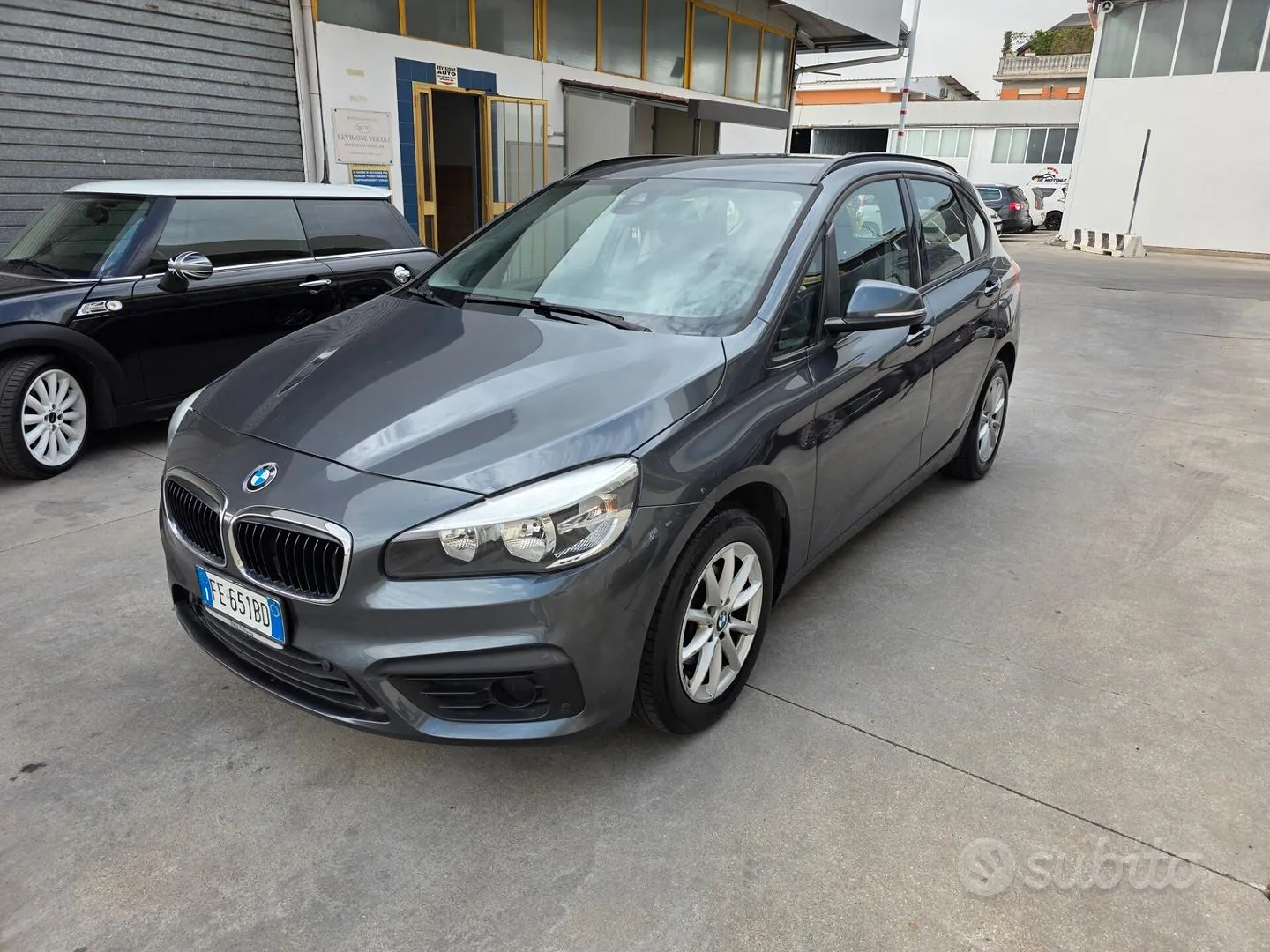 BMW 214D Avant Tourer 2017 photo 2