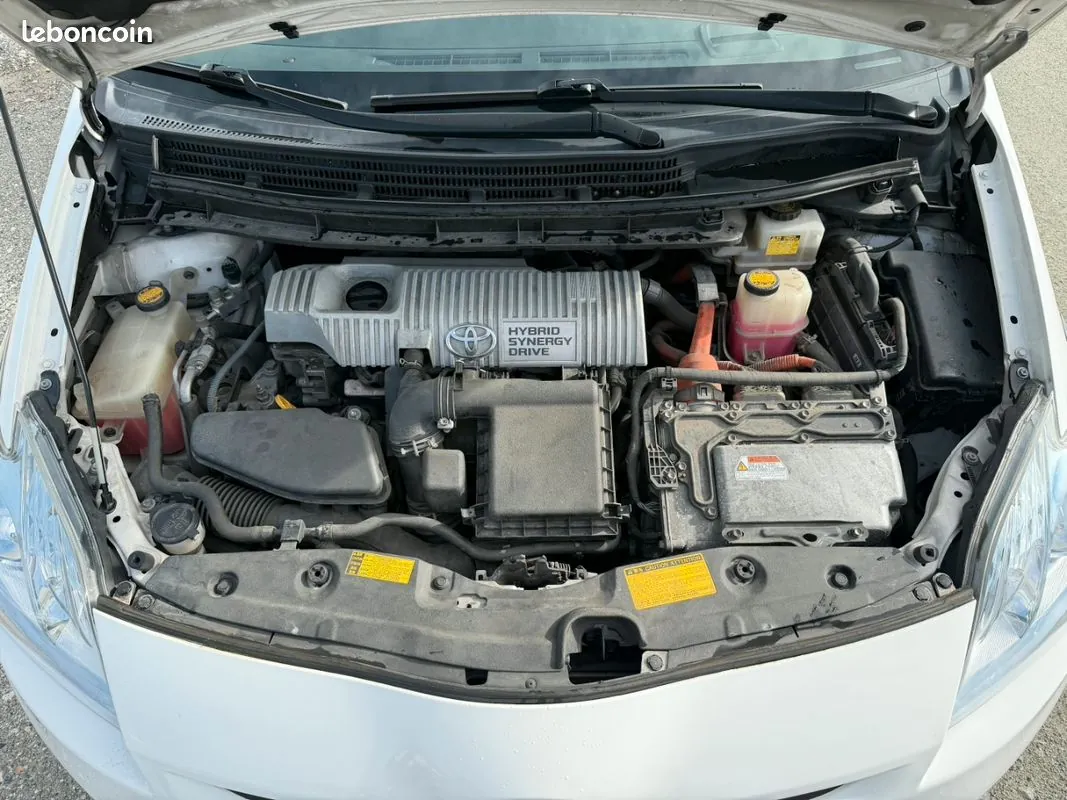 Toyota Prius 2010 photo 3