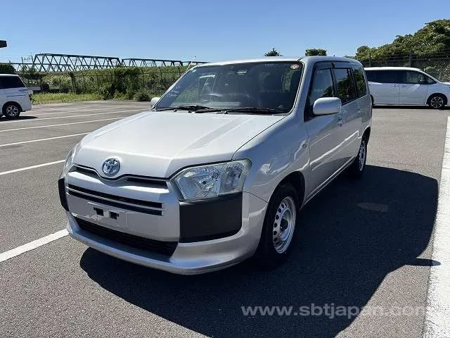 Toyota Succeed Van 2017 photo 2