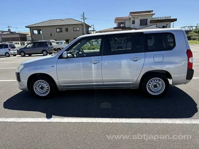 Toyota Succeed Van 2017 photo 5