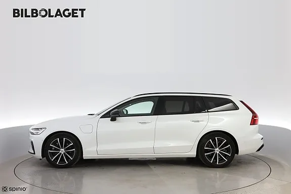 Volvo V60 2024 photo 2
