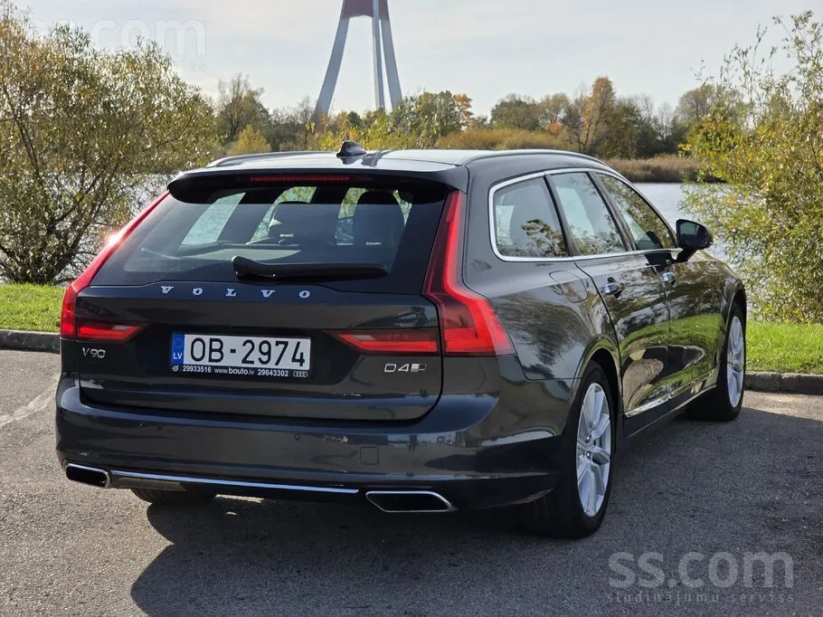 Volvo V90 2018 photo 2